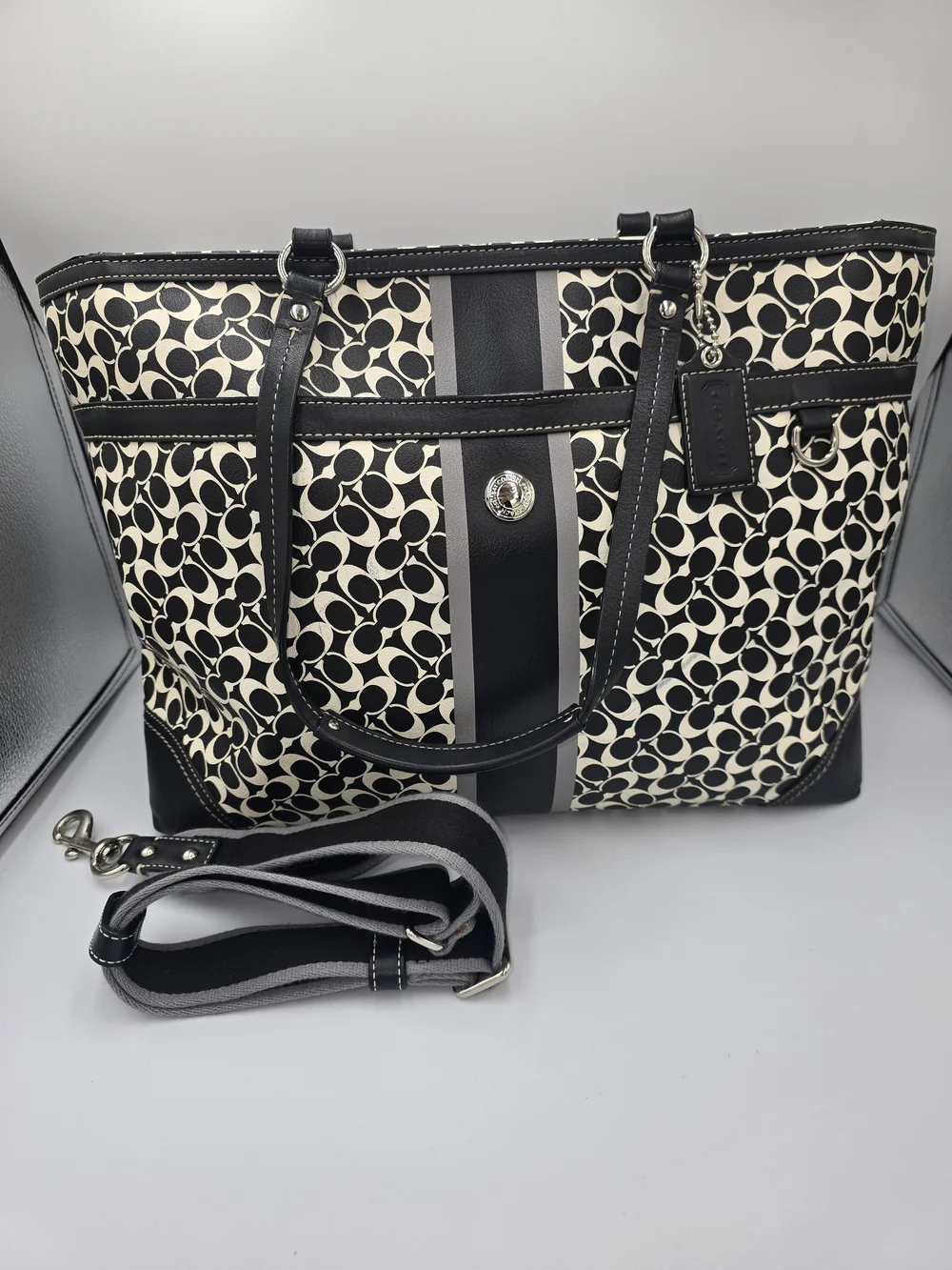 COACH F15134 Chelsea Heritage Signature Stripe Diaper Bag Lg Tote Blavk White **